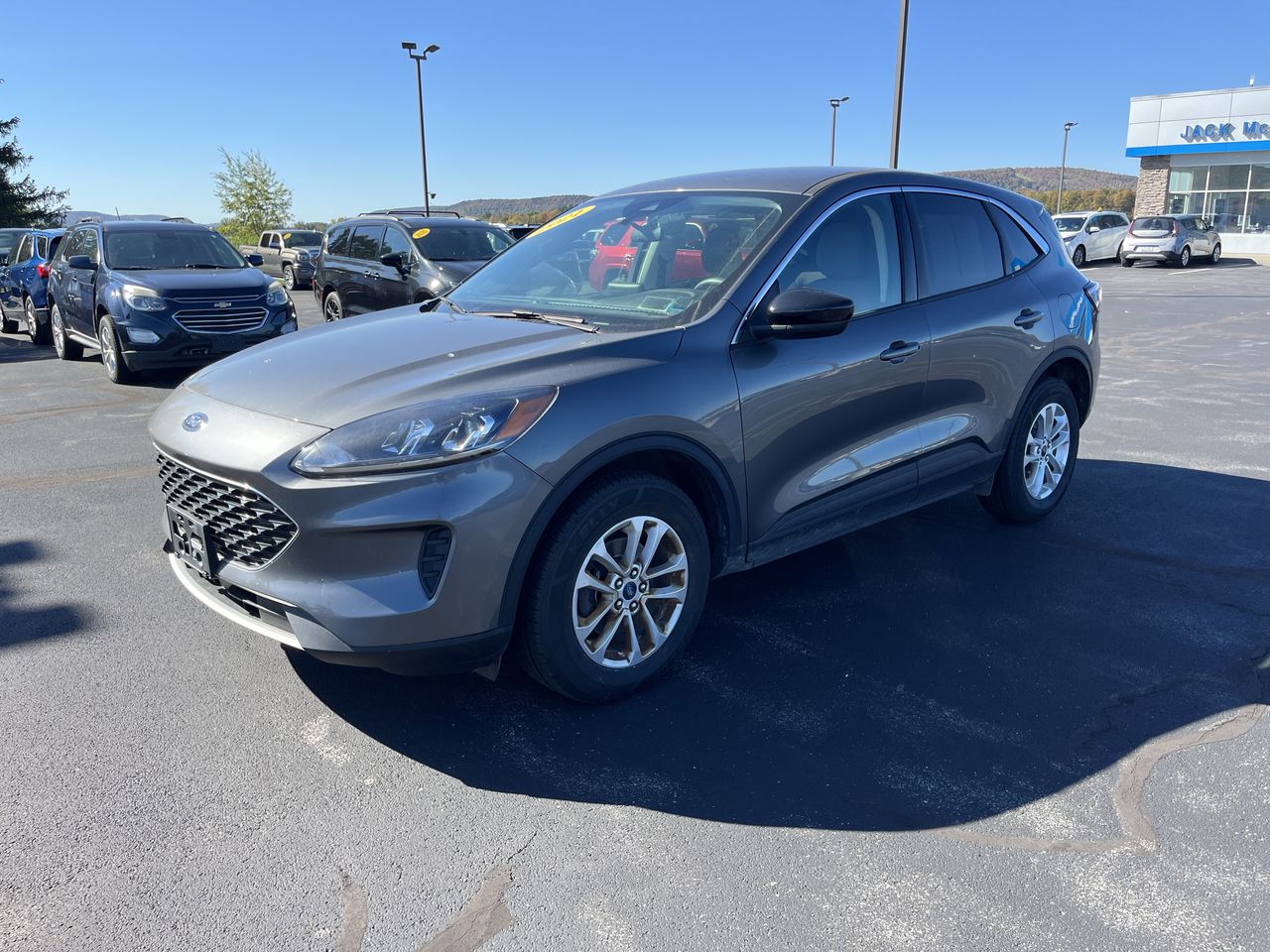 2021 Ford ESCAPE SE Base