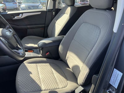2021 Ford ESCAPE SE Base