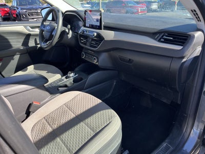 2021 Ford ESCAPE SE Base