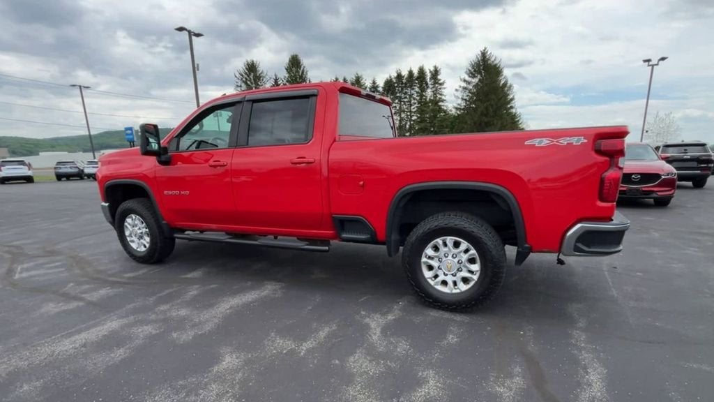 2022 Chevrolet Silverado 2500HD LT - Photo 6
