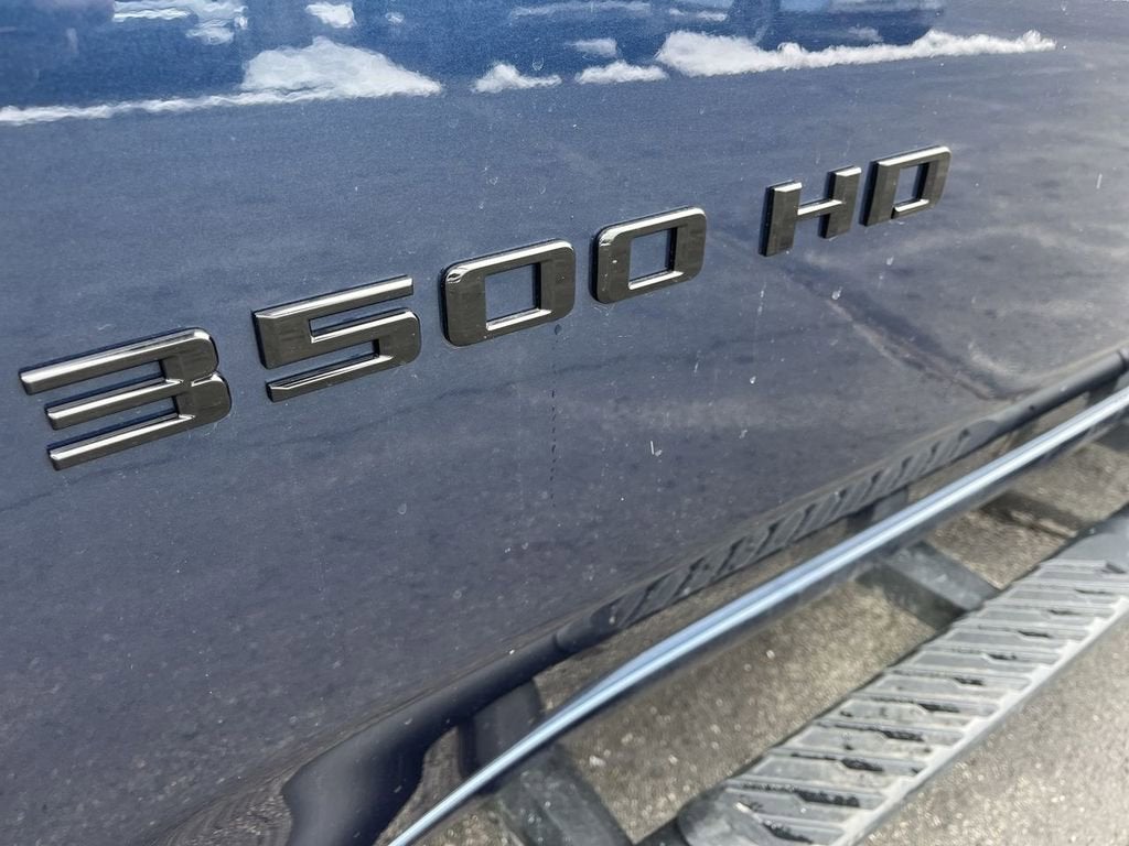 2023 Chevrolet Silverado 3500 HD LT