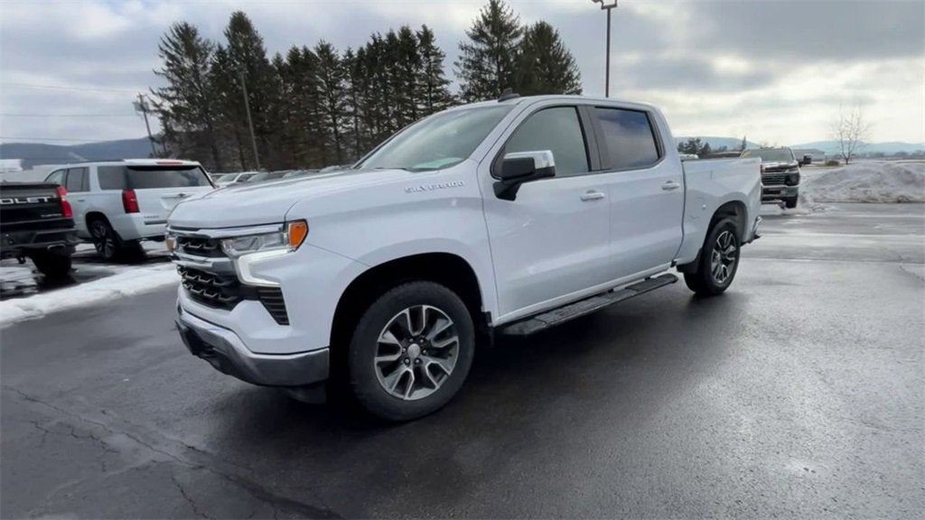 2022 Chevrolet Silverado 1500 LT (2FL)