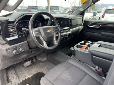 2022 Chevrolet Silverado 1500 LT (2FL)