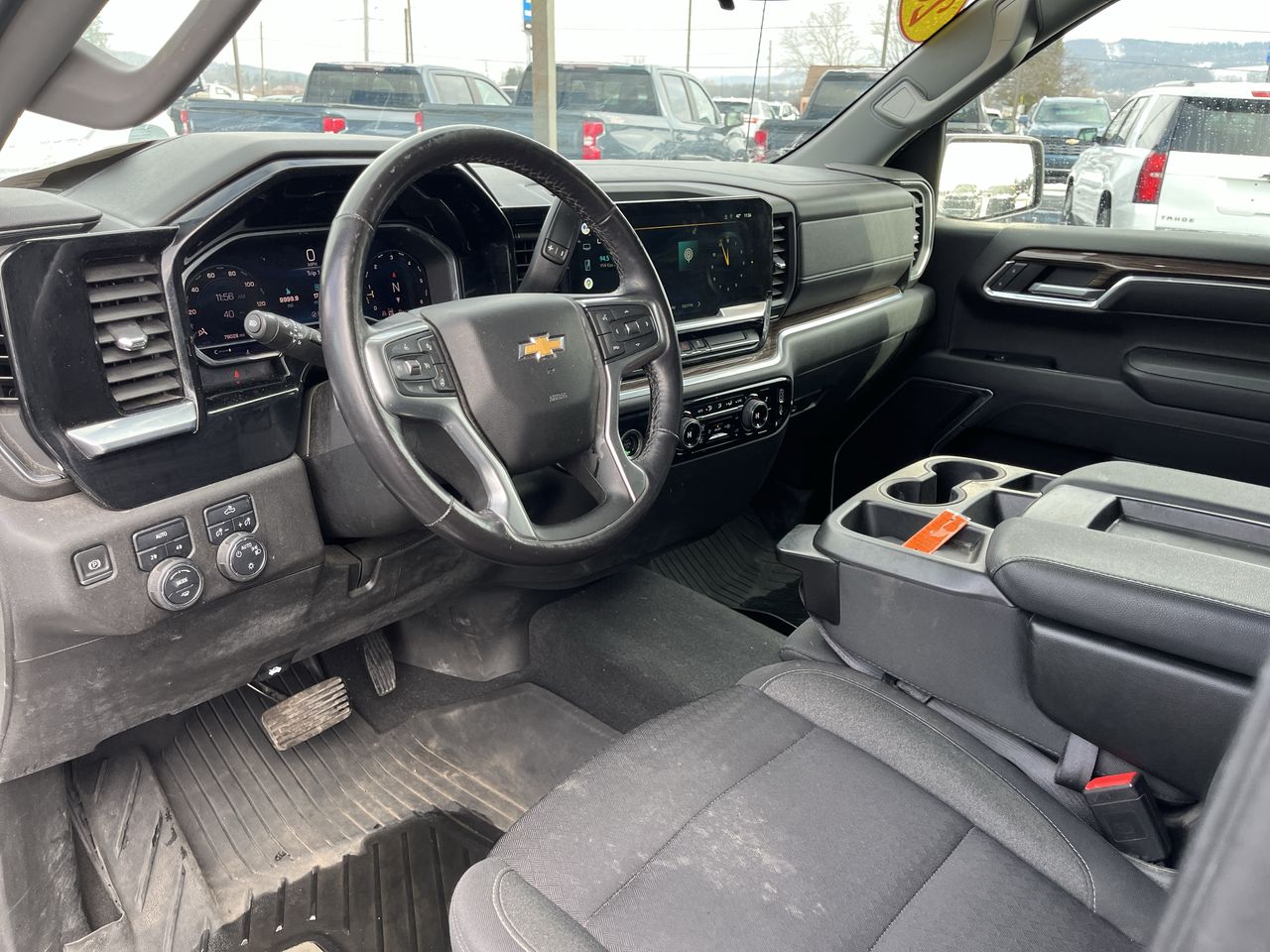 2022 Chevrolet Silverado 1500 LT (2FL)