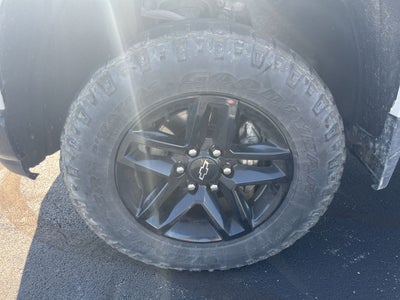 2021 Chevrolet Silverado 1500 Custom Trail Boss