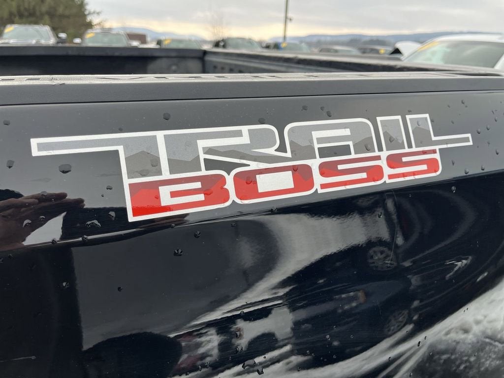 2020 Chevrolet Silverado 1500 Custom Trail Boss