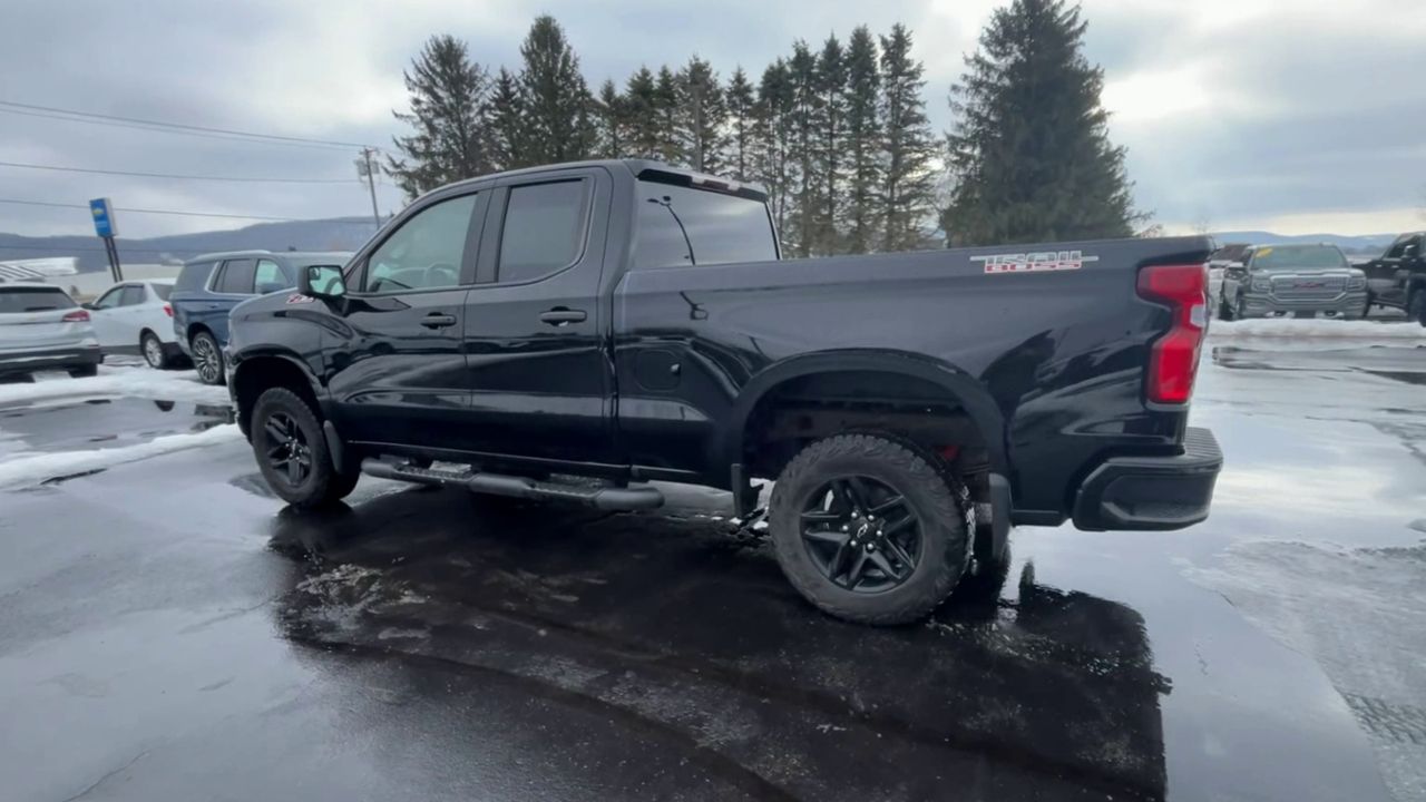 2020 Chevrolet Silverado 1500 Custom Trail Boss