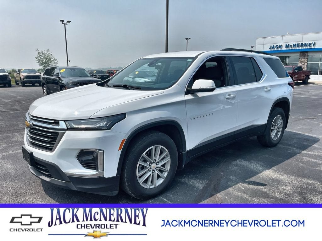 2023 Chevrolet Traverse LT Cloth