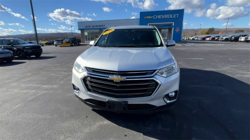 2018 Chevrolet Traverse LT Cloth