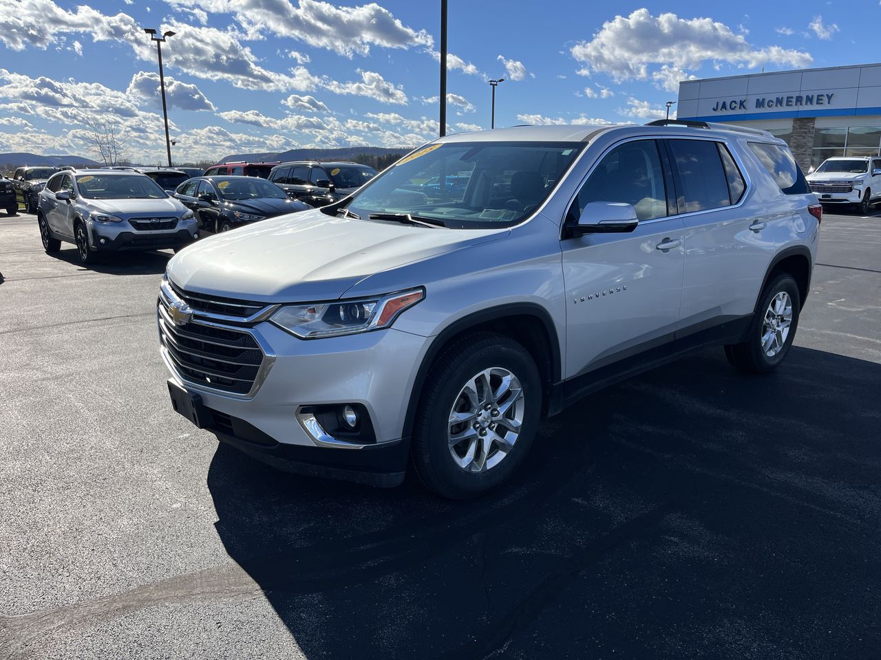 2018 Chevrolet Traverse LT Cloth