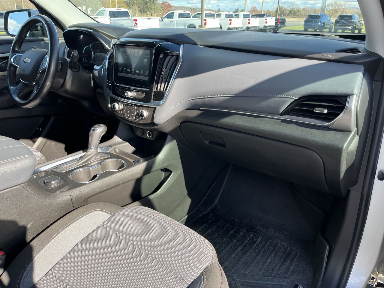 2018 Chevrolet Traverse LT Cloth