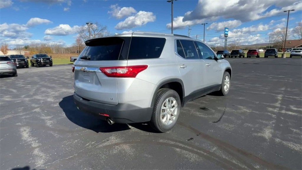 2018 Chevrolet Traverse LT Cloth