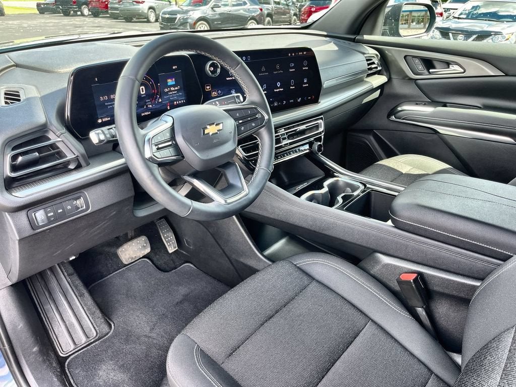 2025 Chevrolet Traverse LT - Photo 10