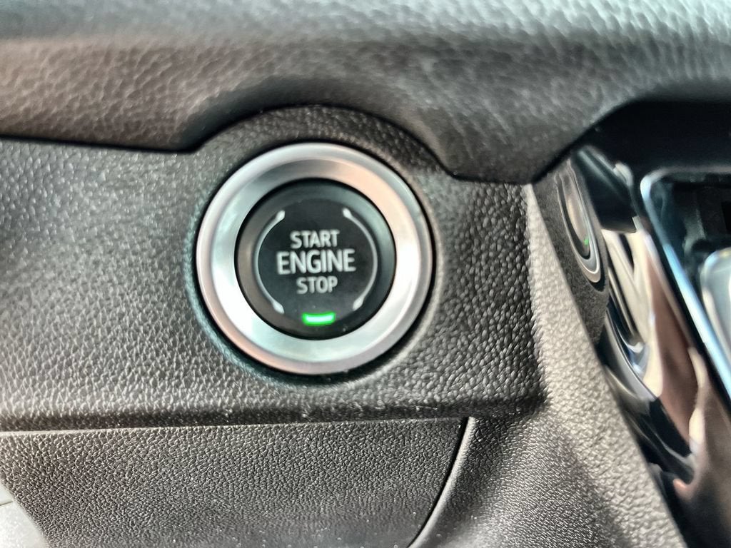 2025 Chevrolet Traverse LT - Photo 17