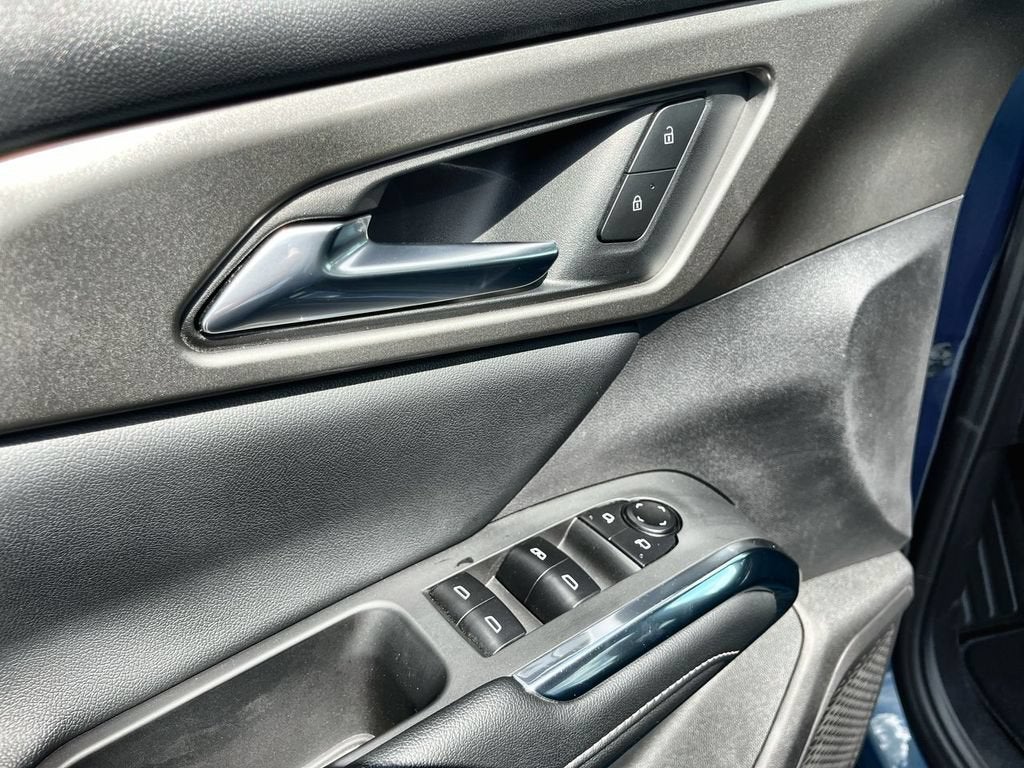 2025 Chevrolet Traverse LT - Photo 24