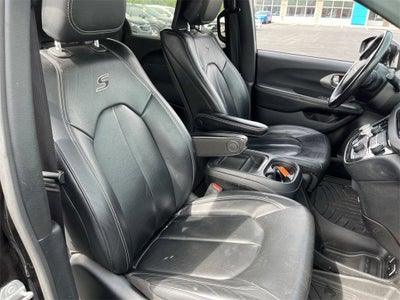 2020 Chrysler Pacifica Launch Edition