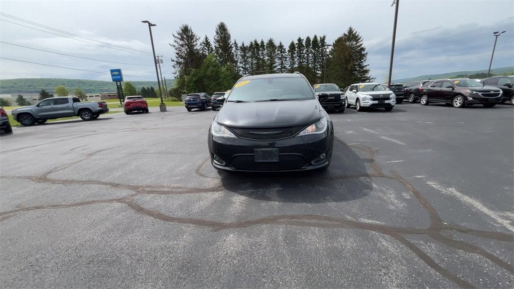 2020 Chrysler Pacifica Launch Edition