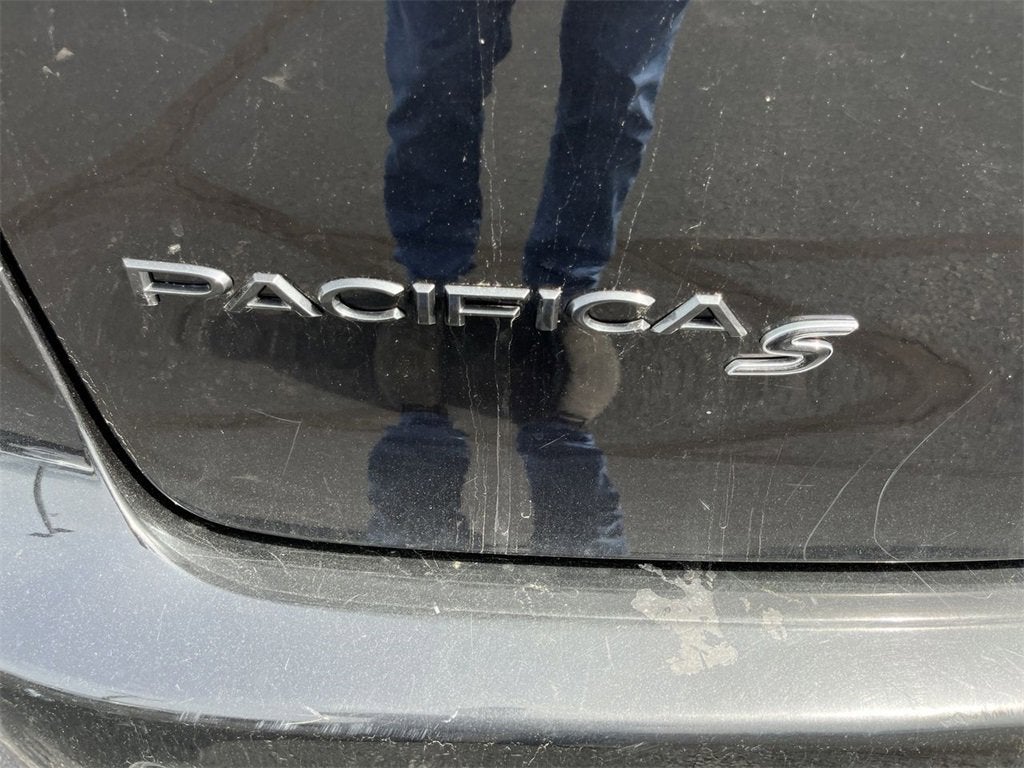 2020 Chrysler Pacifica Launch Edition