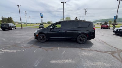 2020 Chrysler Pacifica Launch Edition