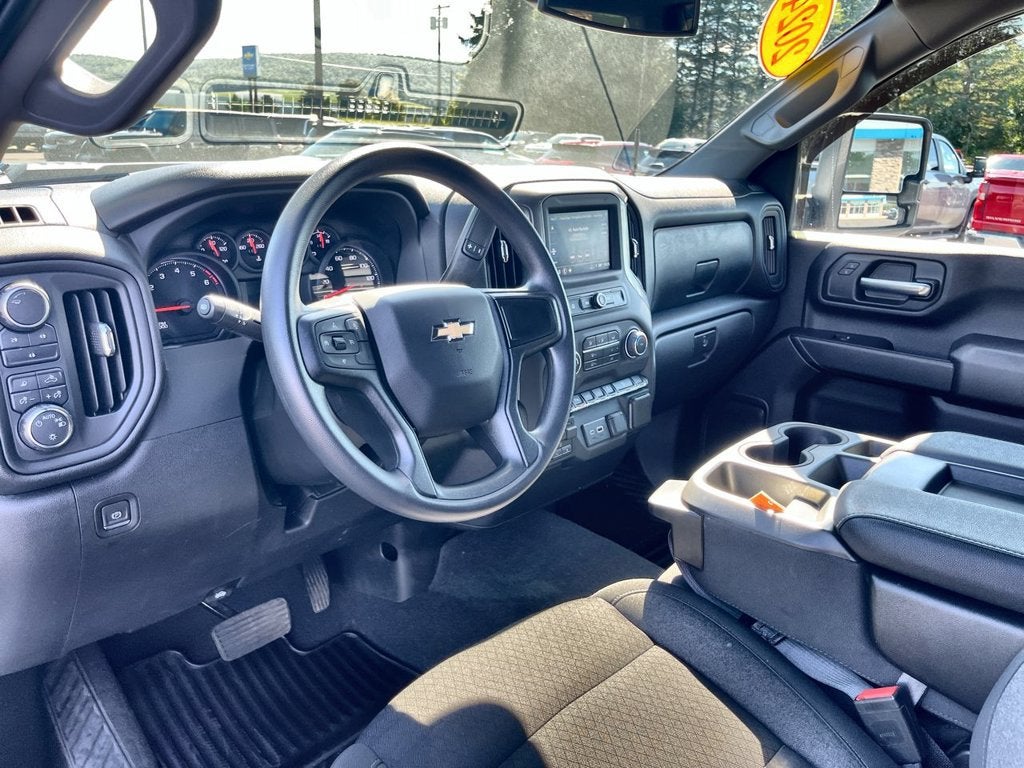 2024 Chevrolet Silverado 2500 HD Custom