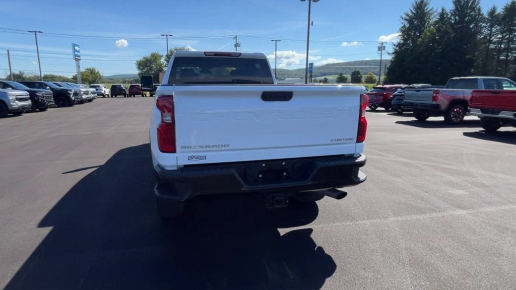 2024 Chevrolet Silverado 2500 HD Custom