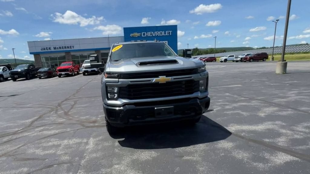 2024 Chevrolet Silverado 2500 HD Custom