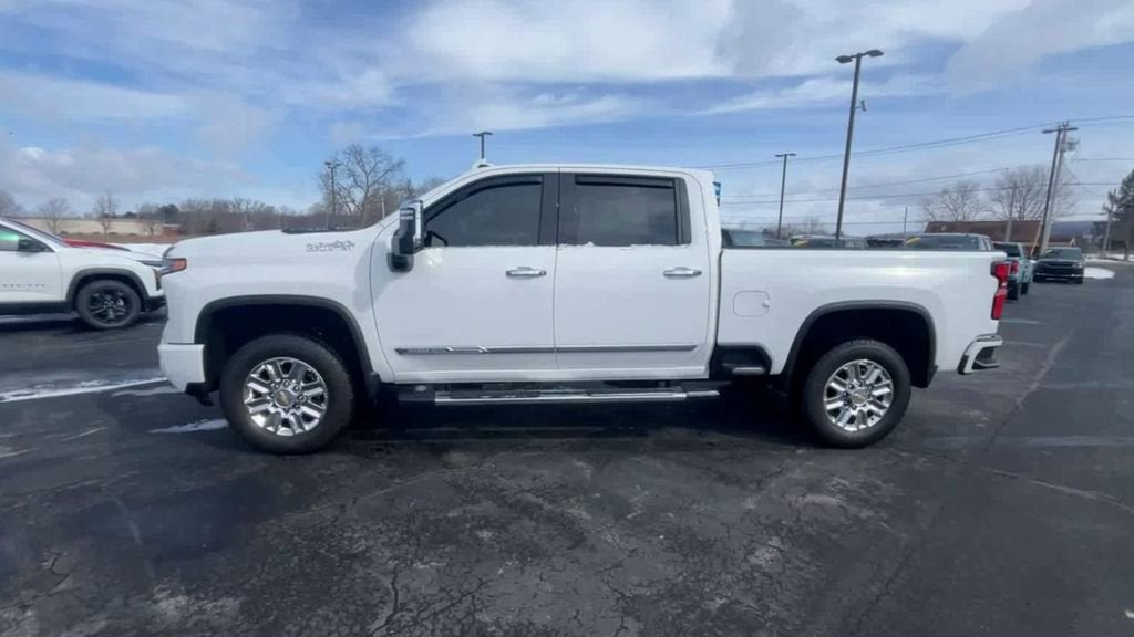 2024 Chevrolet Silverado 3500 HD High Country