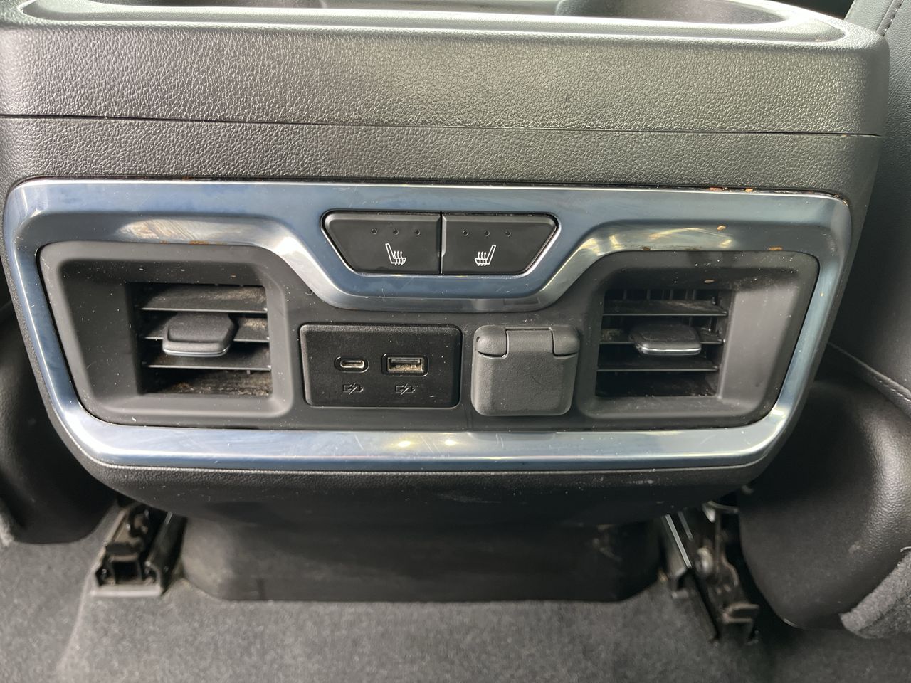 2022 Chevrolet Silverado 3500 HD High Country