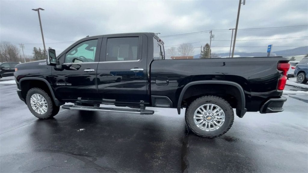 2022 Chevrolet Silverado 3500 HD High Country