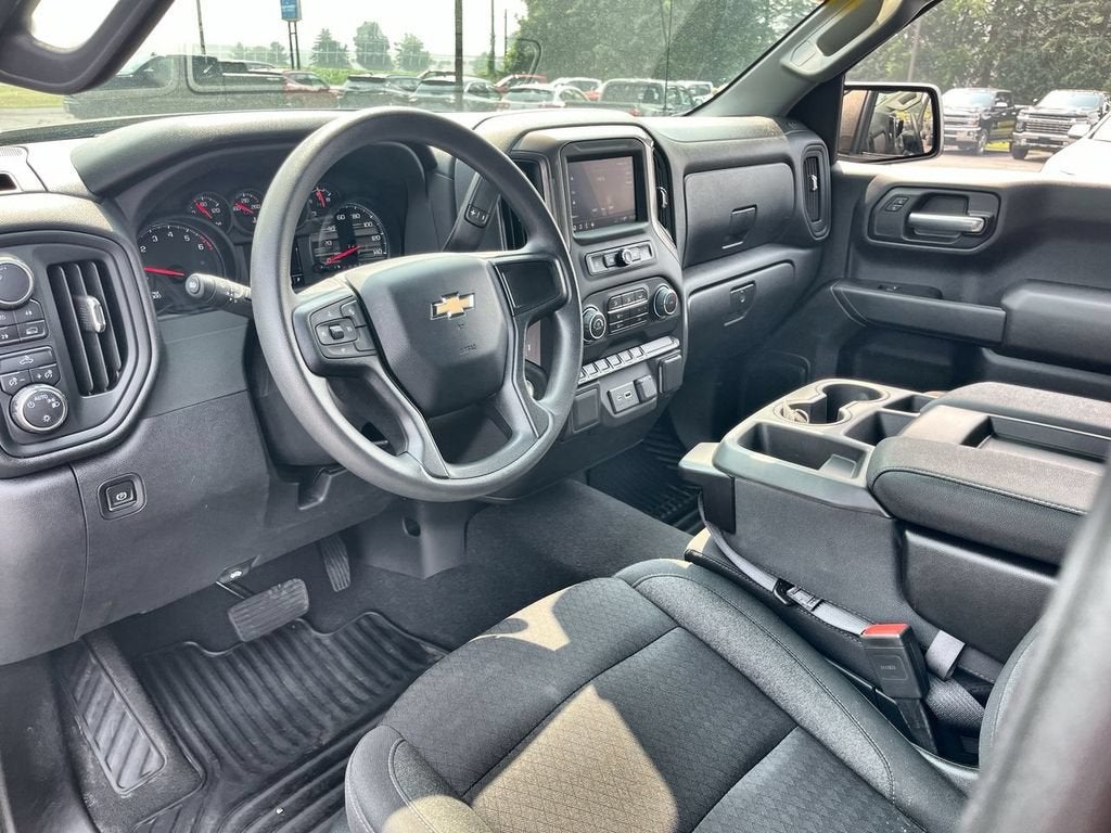 2023 Chevrolet Silverado 1500 Custom