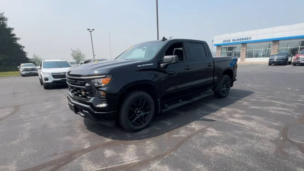 2023 Chevrolet Silverado 1500 Custom