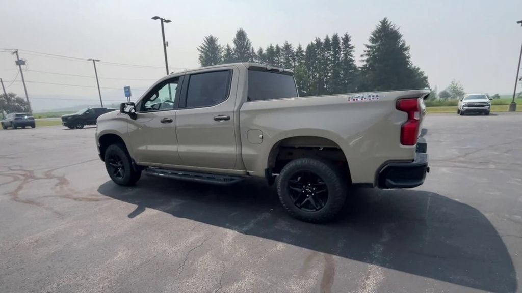 2022 Chevrolet Silverado 1500 Custom Trail Boss