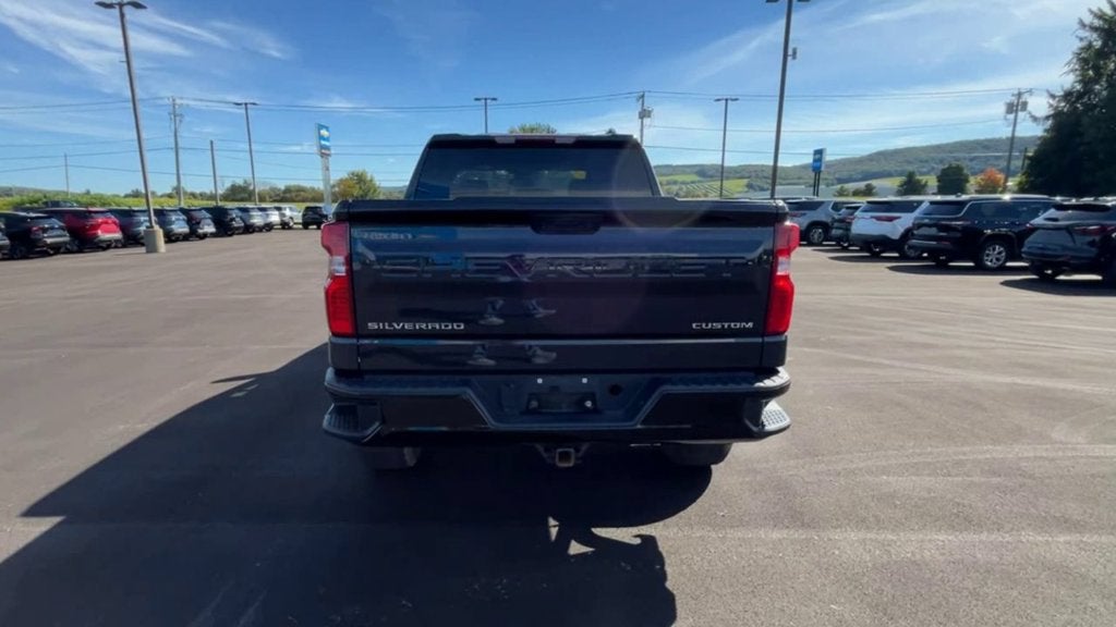 2023 Chevrolet Silverado 1500 Custom Trail Boss