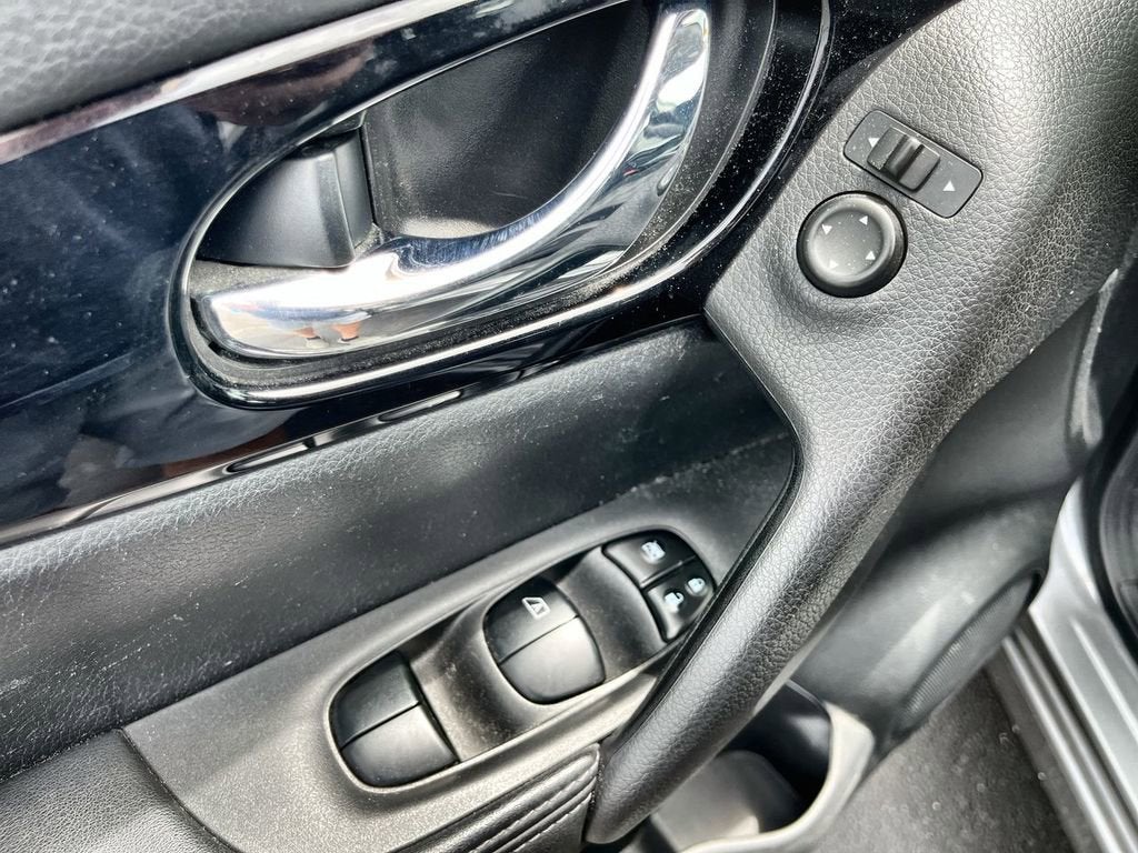 2018 Nissan Rogue Sport SV