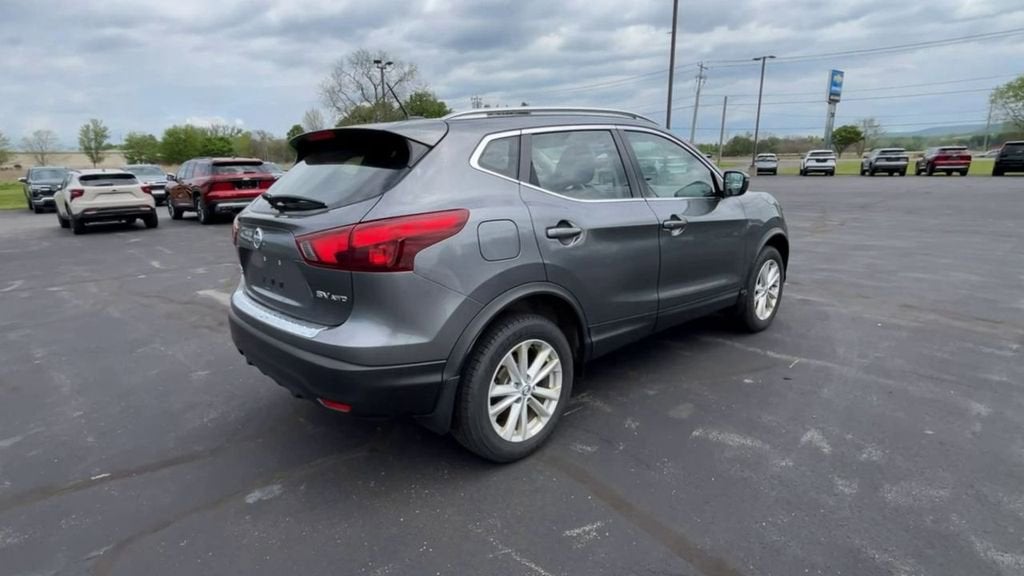 2018 Nissan Rogue Sport SV