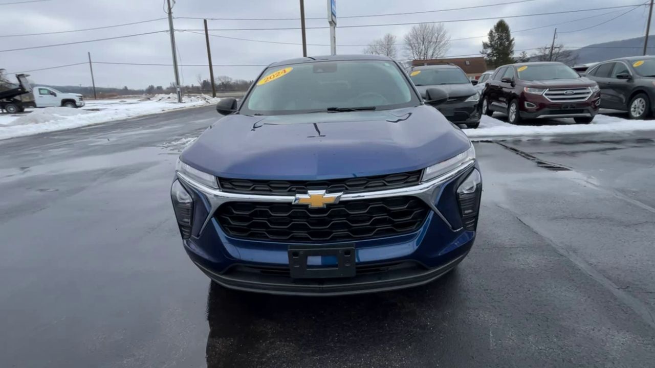 2024 Chevrolet Trax LS