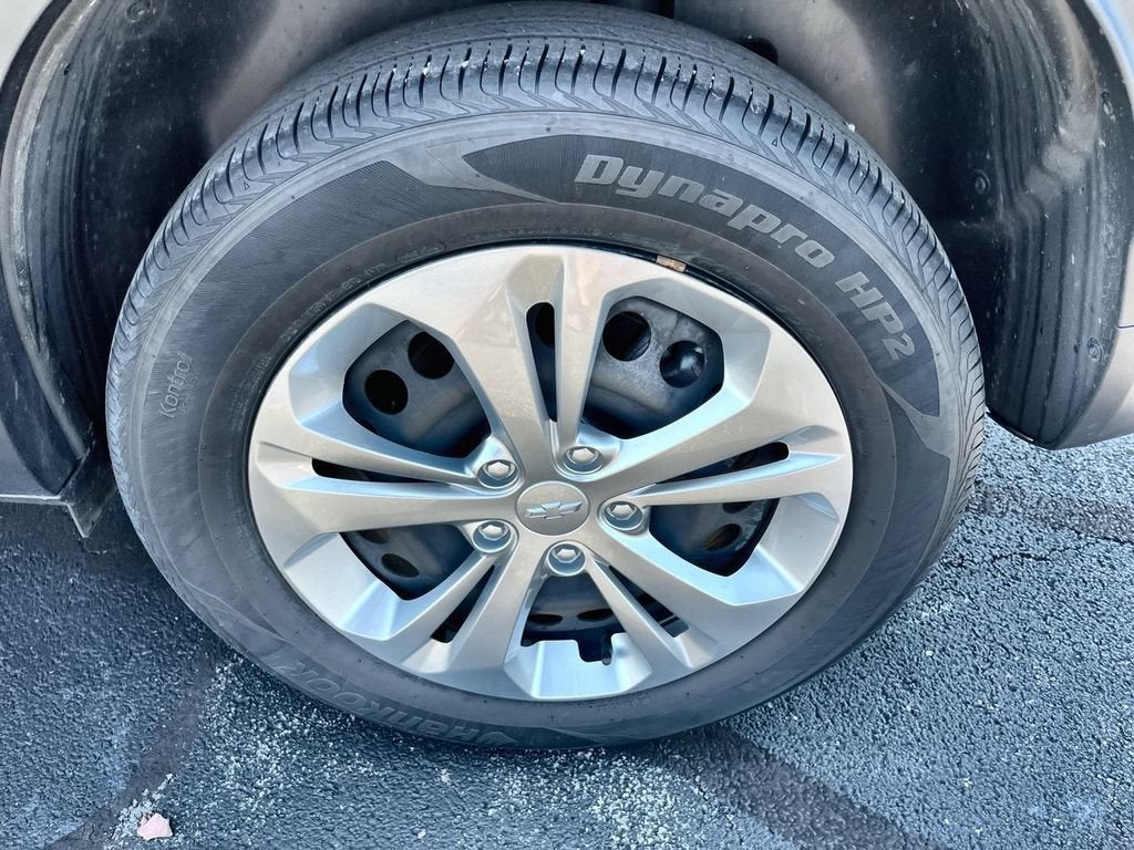 2024 Chevrolet Trax LS - Photo 30